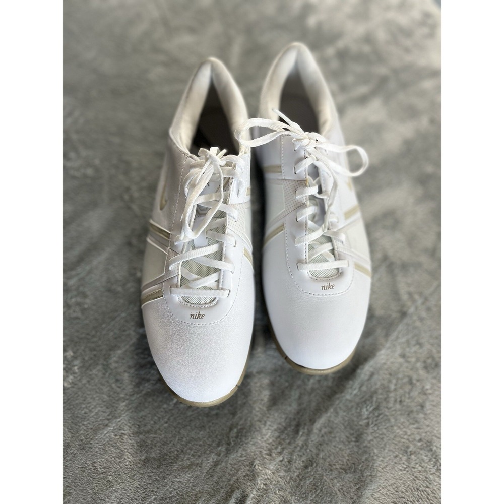 Nike Air Traction at Contact Performance Womens Golf Shoe Cleats White Size 9